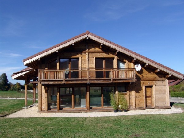 Chalet bois à Bonnevaux